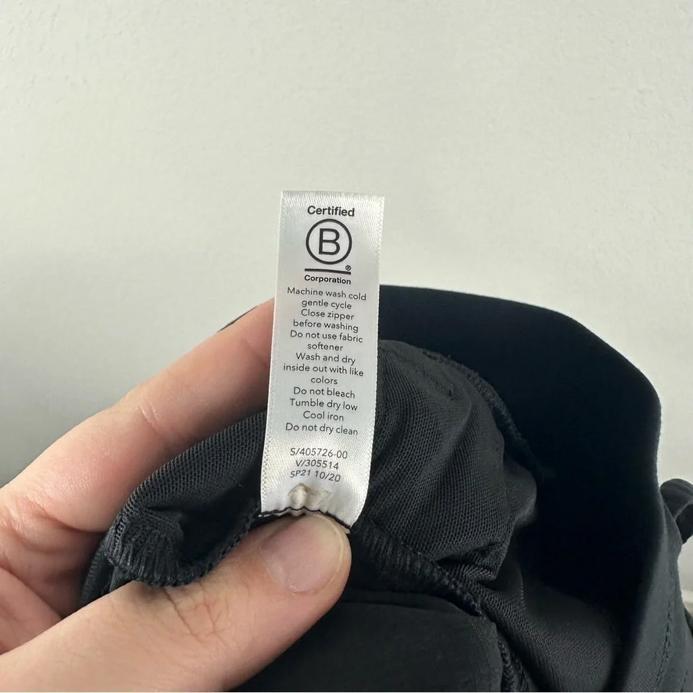 Athleta Black Trekkie North Athletic Athleisure Joggers Pants Size 0